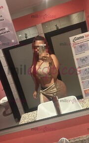 VIP DE LUJO UNA CHICA DE CABELLO ROJO LARGO EXUBERANTE ERÓTICA EXÓTICA APASION - FOTO 9