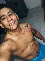 NEGRO CON VERGA DE 22 CM FULL WRECTA Y LECHERA - FOTO 3