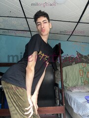 POLLO INSACIABLE CON GANAS DE HACER DE TODO HABLÉ PAPASITO - FOTO 10