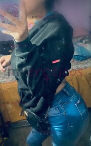 BRIT LINDA Y JOVEN, MUJER SUMISA PONME CÓMO QUIERES - FOTO 1