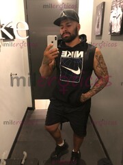 HOMBRE FUERTE CUERPO VARONIL Y VIGOROSO CON GANAS DE COMPLACER - FOTO 6