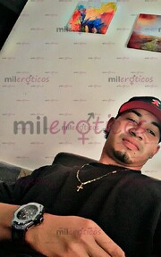 JOVEN VENEZOLANO HETERO VERGON DISPUESTO A COMPLACERTE - FOTO 1