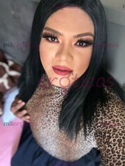 CHICA FIESTERA FOGOSA DISPUESTA A COMPLACERTE CON 18 CM DE CARAMELO - FOTO 1