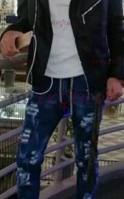 EL FLACO COMPLACIENTE DISPUESTO A SATISFACER TUS DESEOS SEXUALES - FOTO 2