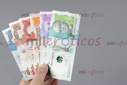 3202324299 APTO ENTRADA INDEPENDIENTE, ECXELENTE UBICACION RECIBIMOS CHICAS!!!. - FOTO 6