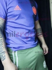 FUTBOLISTA TATUADO HOT CORNEADOR PARA TU ESPOSA EN BOGOTÁ. - FOTO 5