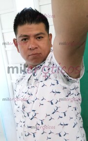 HOLA SOY UN POLICÍA QUE ME ENCANTA COMPLACER A MUJERES MADURAS, MUCHO MEJOR - FOTO 1