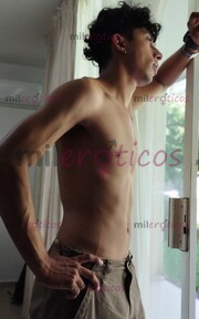 JOVEN LISTO PARA CUMPLIR TUS FANTASIAS Y HACERTE TENER EL MEJOR ORGASMO DE TVIDA - FOTO 2