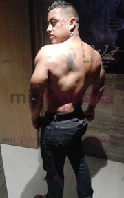 GAYS NO. ...SOLO PAREJAS SWINGER Y MUJERES SOLVENTES - FOTO 1