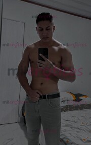 CHICO JOVEN DEPORTISTA ATIENDE MUJERES DE BUEN GUSTO - FOTO 2