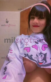 BLANQUITA PELO NEGRA UNA MUÑEQUITA Y UNA DIOSA EN LA CAMA - FOTO 7