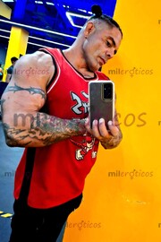 UNA VERGOTA DELICIOSA DE 21CMS GRUESA DE HOMBRE MACHO - FOTO 6