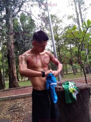 CACHONDO Y MUY COMPLACIENTE TODO DISCRETO - FOTO 7