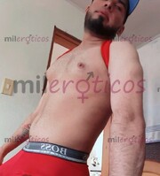 CHICO ARDIENTE EN LA CAMA DISPUESTO A COMPLACER EN TODO - FOTO 3