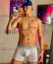 POLLO SERIO, PARCHADO DISPUESTO A COMPLACERTE - FOTO 9