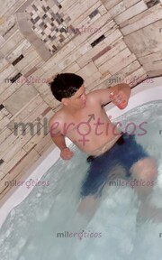 CHICO ALTO Y BLANCO DE 18 AÑOS DISPUESTO A PASAR UN BUEN RATO - FOTO 8