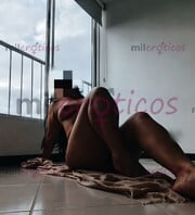 SCORTS SENSUAL Y COMPLACIENTE, DISPONIBLE SEXO ANAL - FOTO 1