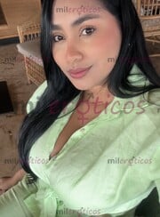 UNA DAMA ELEGANTE PERO UNA PERRA EN LA CAMA ,HERMOSO ROSTRO , FOTOS REALES - FOTO 2