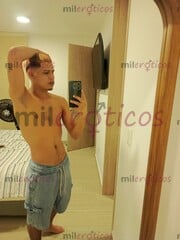 CHICO DELGADO MUY CALIENTE DISPUESTO A COMPLACERTE - FOTO 10