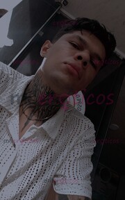 CHICO CALIENTE Y SEXI DISPUESTO A COMPLACERTE EN TODO - FOTO 9