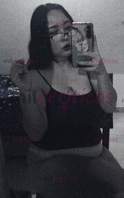 JOVEN ACUERPADA VOLUNTUOSA SENOS GRANDES PIERNONA ATENTA TRAVIESA JUGETONA - FOTO 7