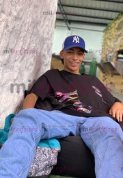 FLACO MORENO EN LA CUIDAD DE MEDELLÍN MUY CALIENTE - FOTO 8