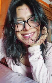 ENFERMERA LINDA, MORENA, BUENA ONDA Y CARIÑOSA - FOTO 2