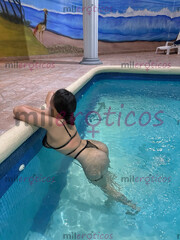 LA MÁS BONITA , FLAQUITA ALTA , BLANQUITA LO QUE NECESITAS - FOTO 2