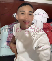 JOVENCITO RECIÉN LLEGADO A LA CIUDAD MENTE ABIERTA EN BUSCA DE DIVERSIÓN - FOTO 6