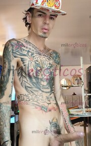 FLACO VERGON ACTIVO TATUADO ADICTO A LOS PASIVOS - FOTO 2