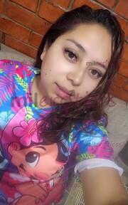 CHICA CON PIERNAS Y PIES HERMOSOS, CULONA. OLVÍDATE DE LOS MALOS TRATOS CONMIGO - FOTO 8