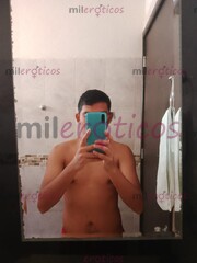 JOVEN MORENO, COMPLACIENTE, EDUCADO Y FORMAL VAMOS HACER TRAVESURAS EN LA CAMA - FOTO 3