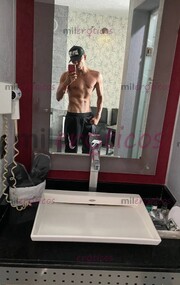 OFRESCO SERVICIO A M Y H O PAREJAS ! TAMBIÉN OFRESCO MASAJES RELAJANTES Y UBERX - FOTO 1