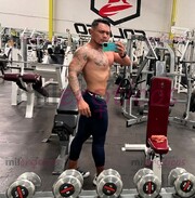 SOLO SOLVENTES ACTIVO MORENOTE MAMADO TATUADO PREÑADOR 20CM CON DEPARTAMENTO - FOTO 1