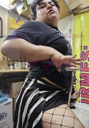 PERSONA TRANS NB: SUMISA POR CONVICCIÓN MAS INDEPENDIENTE POR DECISIÓN. - FOTO 4