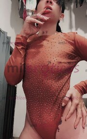 HOLA SOY BELLA UN PLACER TU VIRTUAL RIKO CON DEDITO HÚMEDO - FOTO 6