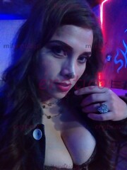 DESAHÓGATE, DISFRUTA Y RELÁJATE CON UN RICO MASAJE - FOTO 1