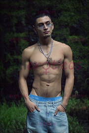 TWUNK JOVEN MUSCULOSO, GUAPO DELGADO Y MARCADO, CULO RICO - FOTO 7