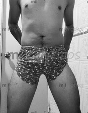 CHICO TRAVIESO, PERVERTIDO Y CACHONDO, CON GANAS DE PASARLA BIEN. - FOTO 8