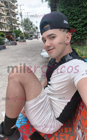 CHICO SEXY ATLÉTICO CALIENTE LISTO PARA COMPLACERTE TAMBIÉN CONTENIDO RICO - FOTO 1