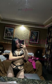 GÜERITA TAPATÍA MUY CACHONDA ME ENCANTA MOJARME RICO SIENTE MI VAGINA ESTRECHA - FOTO 7