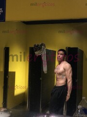 JOVEN QUE LE GUSTA EL DEPORTE COMER PASARLA EN CASA JUGANDO VIENDO TELE - FOTO 9