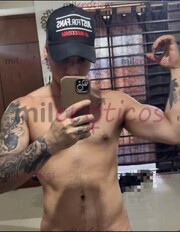 VERGA GRANDE CON VELLOS, SOLO PARA SUMISAS TRAGONAS - FOTO 9