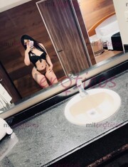 HOLA MI AMOR SOY UNA CHICA ACUERPADA MUY DESCOMPLICADA CON GANAS DE JUGAR - FOTO 2