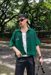 CHICO UNIVERSITARIO CON GANAS DE DIVERTIRSE - FOTO 2