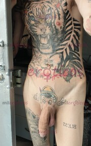 FLACO ACTIVO BLANCO VERGON MORBOSO TATUADO - FOTO 3