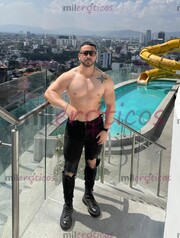 ATLETICO DOMINANTE SERVICIO VIP PARA COMPLACER TUS FANTASIAS PROFESIONAL - FOTO 6