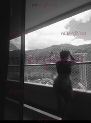 PEQUEÑA MILF CULONA Y FOGOSA DISPUESTA A COMPLACERTE - FOTO 10