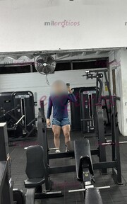 ACOMPAÑANTE MASCULINO ELEGANTE PARA HOMBRES EXIGENTES. - FOTO 3