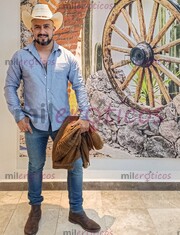 CABRÓN ATRACTIVO, MORBOSO Y CALIENTE PARA LLEVARTE HASTA EL ORGASMO - FOTO 6